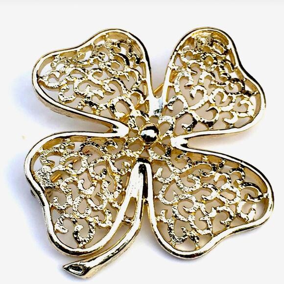 VTG Gold Plate Sarah Coventry 4-LEAF CLOVER BROOCH Pin 2” Open Metalwork Lacey - Picture 1 of 5